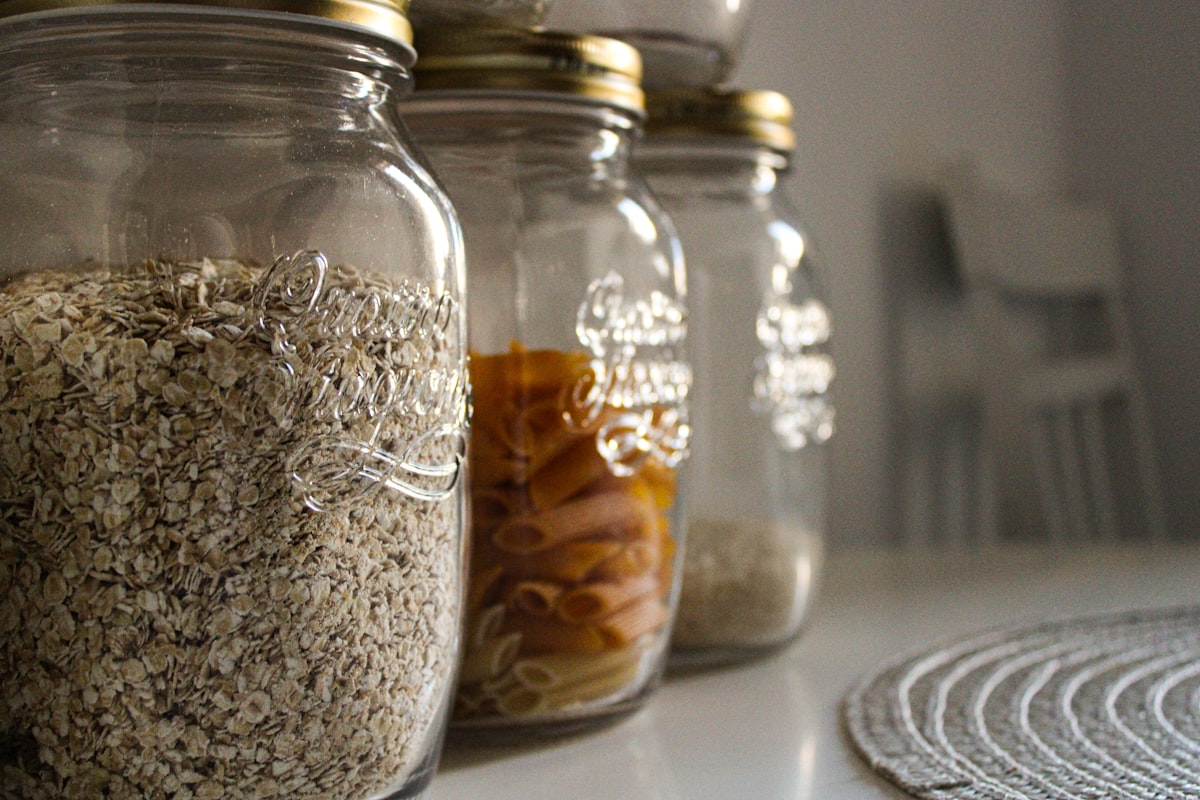 Flavor building through herbs and spice combinations